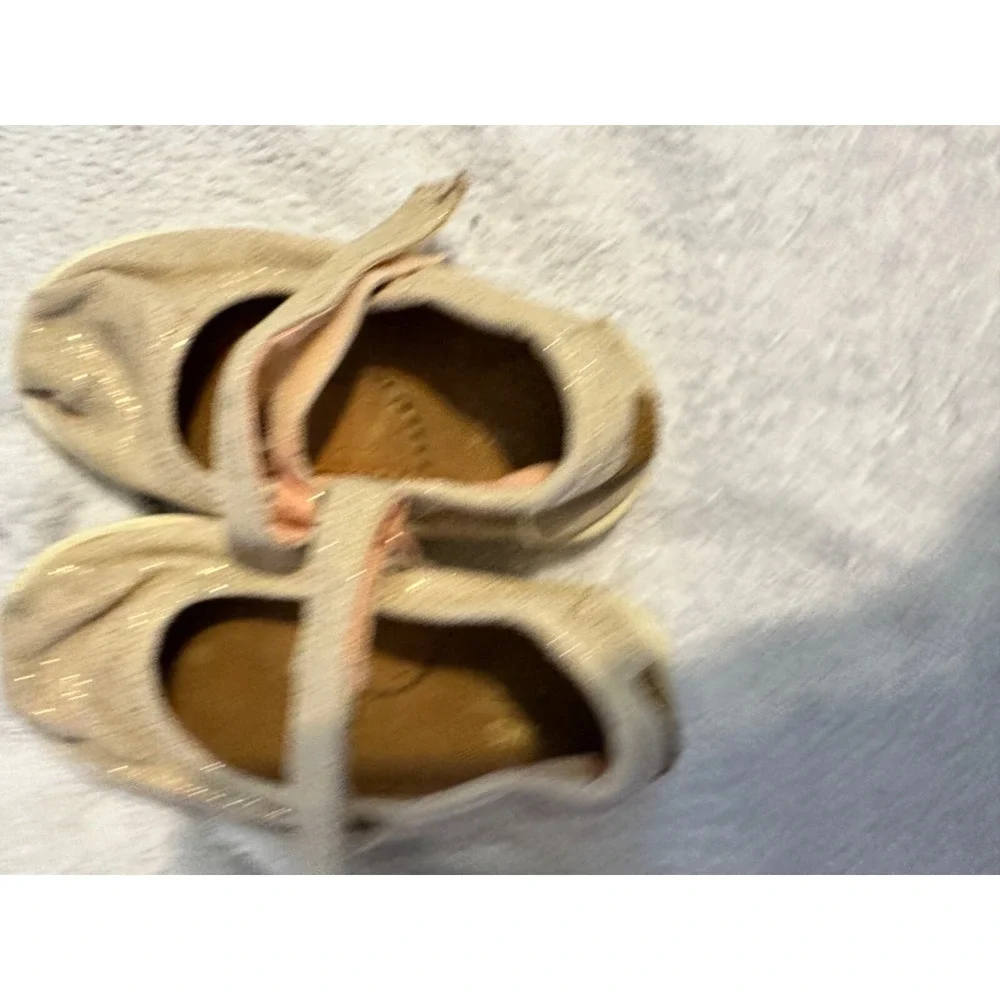 TOMS Mary Jane Sparkle Gold Shimmer Hook and Loop Strap Toddler Shoes Size‎ 6